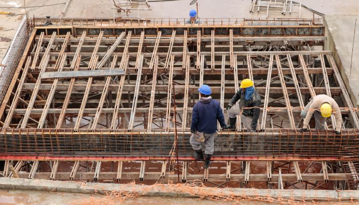  Agências do Trabalhador têm 21,2 mil vagas abertas; Curitiba e Cascavel lideram as ofertas